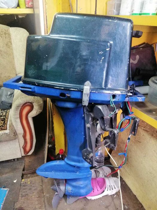 Продам мотор для лодки Вихрь 25