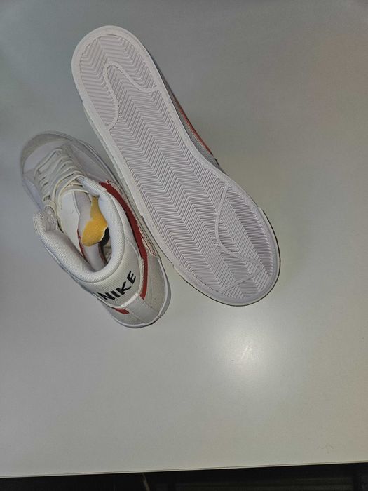 Adidasi Nike blazer mid  77 pro club