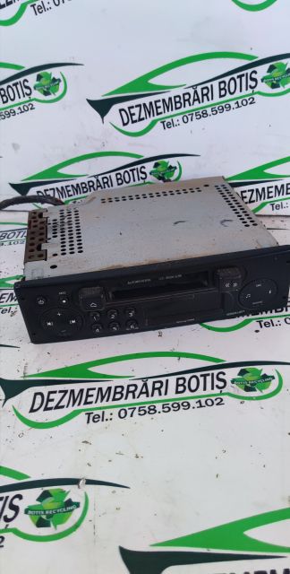 Radiocasetofon Dacia Logan prima generatie