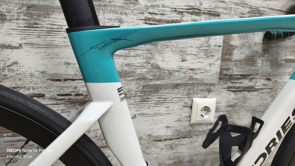 Карбонов шосеен велосипед Fondriest Gand Disc Ultegra Fulcrum 4 | 52