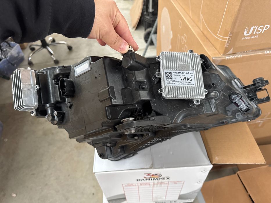 Фар за Шкода суперб фул лед