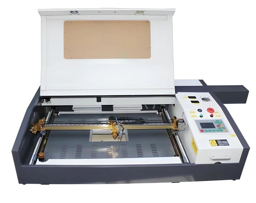 Лазерный станок с чилерром