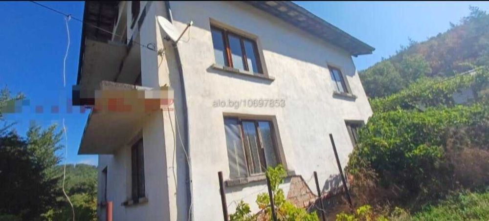 Къща с. Бабино, просторна, страхотна, 54990Е.