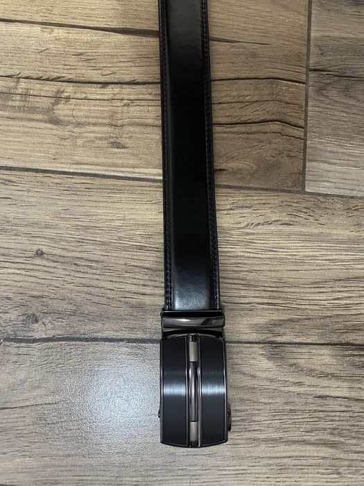 Комплект 2 мъжки колана от естествена кожа с автоматична катарама