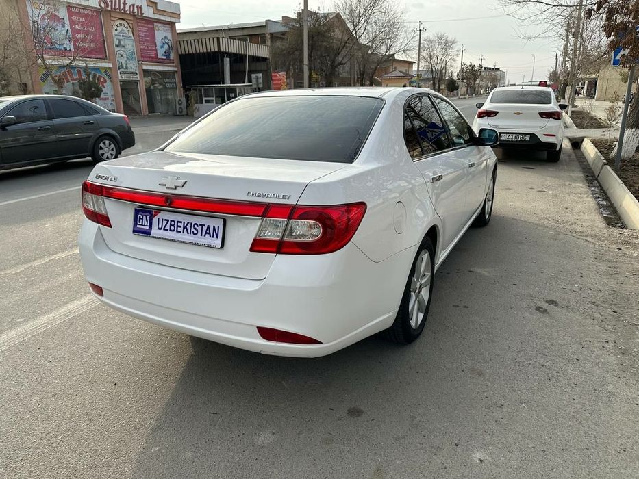 Chevrolet epica 1 pazitsya