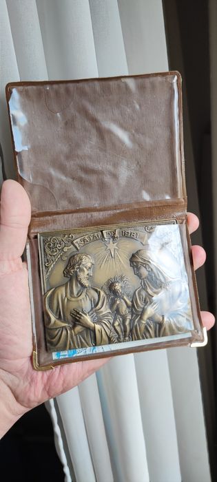 Medalie De Crăciun Din Bronz Reliefat Nașterea Domnului