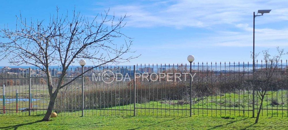 Двуетажна къща в Кошарица – напълно обновена и готова за нанасяне!