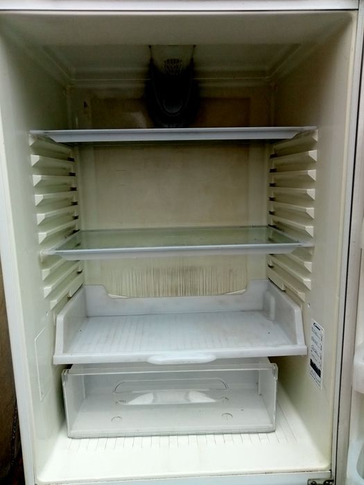 Продам холодильник