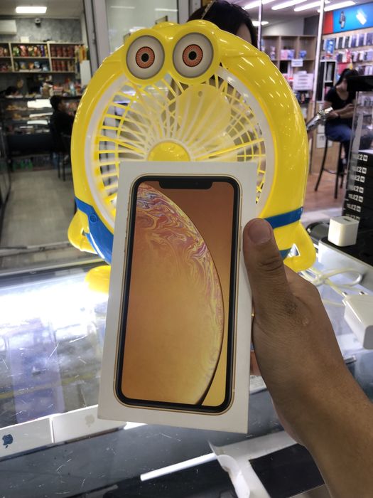 Iphone XR в идеальном состоянии
