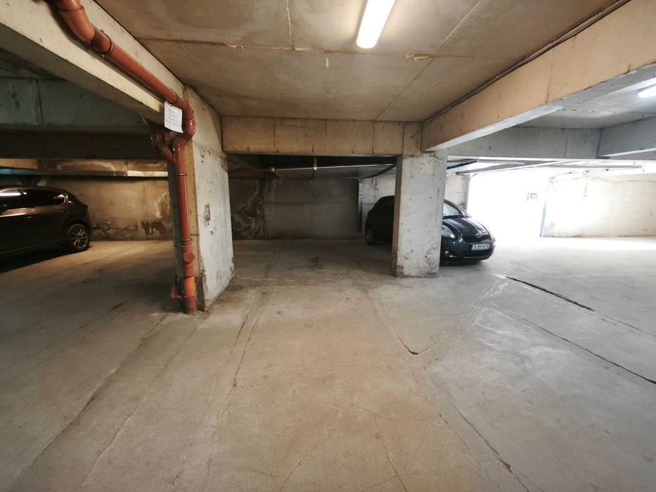 Дава се под наем Гараж / Паркомясто в Варна, Бриз - 18 кв.м за 76.5 € - Снимка #3