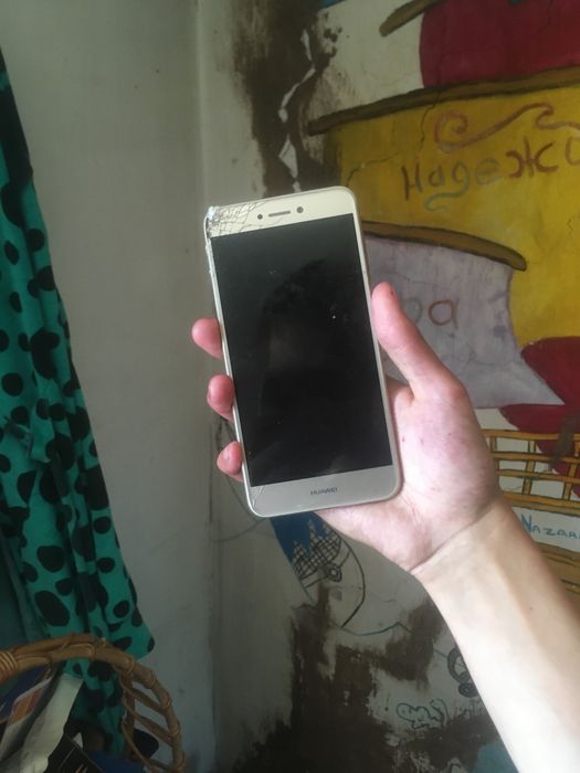 Huawei p8 lite продам срочно