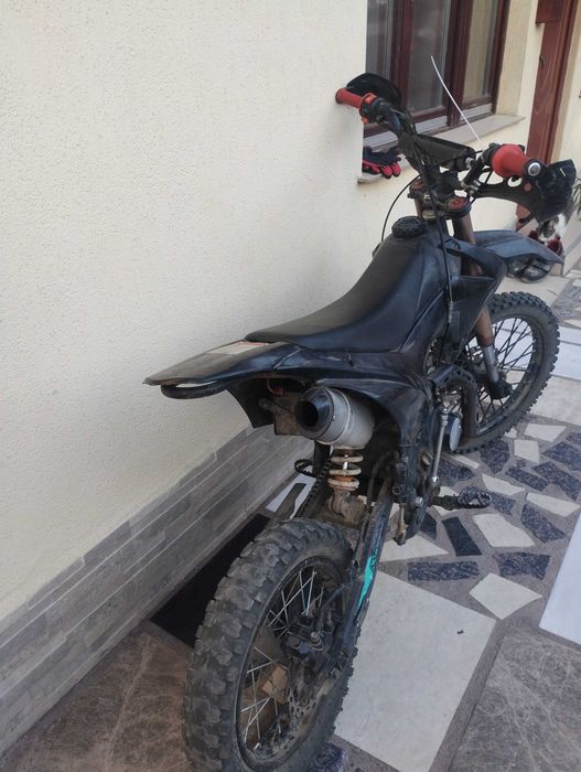 KXD 125 Pro Enduro – întreținut, piese schimbate + pachet extra