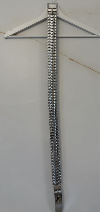 Curea metalica argintie