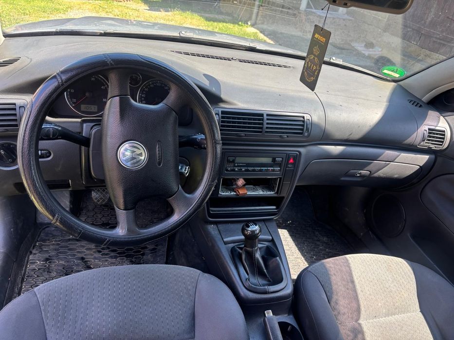 Vând Volkswagen Passat break
