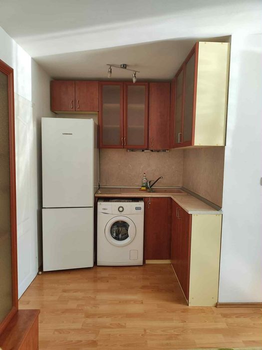 Дава се под наем Двустаен апартамент в Варна, Лятно кино Тракия - 45 кв.м за 409 € - Снимка #2