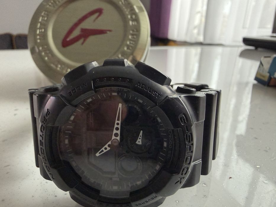 Casio  G-CHOCK GA 100