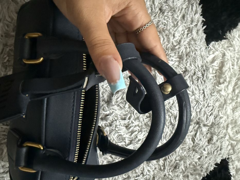 Geanta miu miu