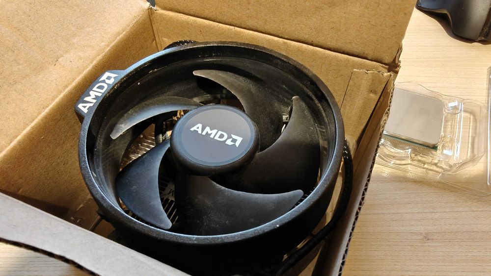 Процесор AMD Athlon 200GE AM4 + Wraith Stealth охладител