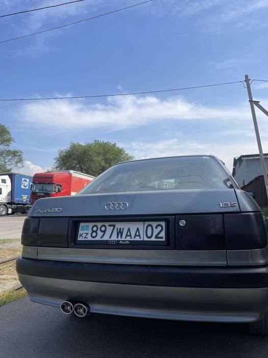 Ауди 80 б3 в хорошем состояние