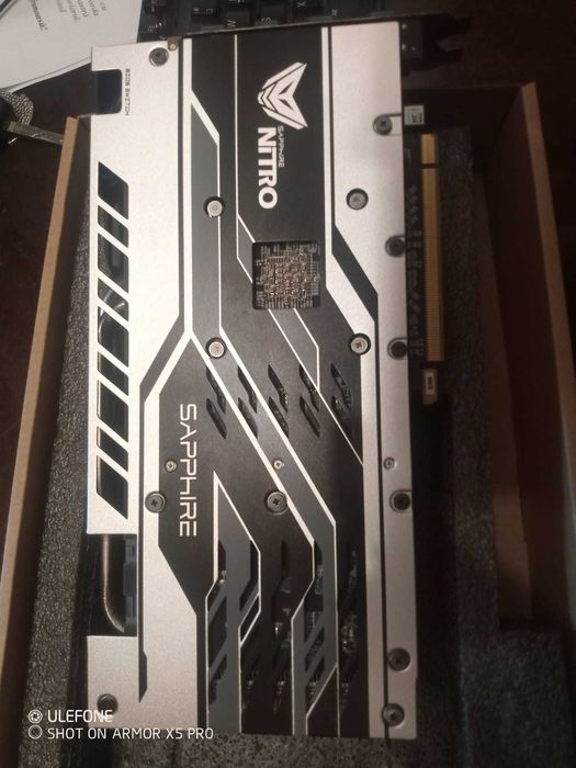 Vand placa video SAPPHIRE NITRO+ RADEON RX 580 Pret 650 lei