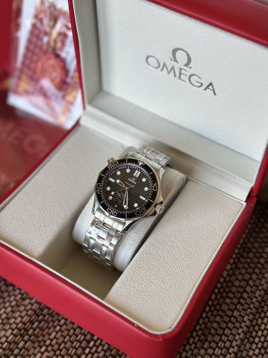 Omega Seamaster Diver 300m Black Dial
