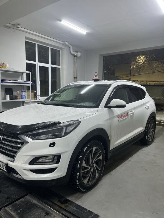 Автоинструктор женщина