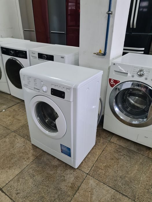 Mașină de spălat lndesit Slim