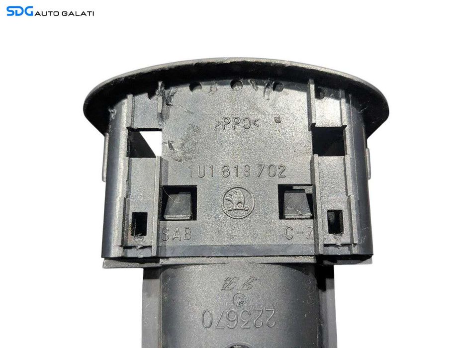 Gura Grila Aer Aerisire Ventilatie Bord Dreapta Skoda Octavia 1 NFL 1996 - 2010 Cod 1U1819702 [N4075]