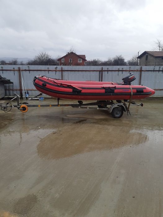 Barca rib 4 m, peridoc și motor yamaha 6 hp