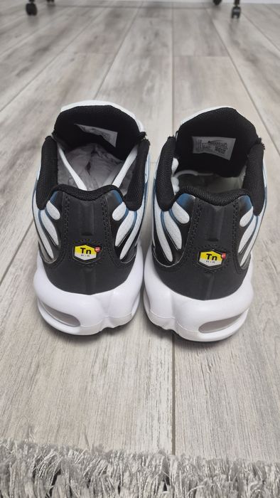 Adidași Nike TN mărimea 42