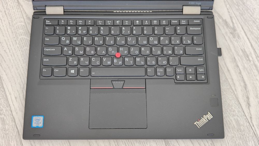 Ноутбук ThinkPad x380