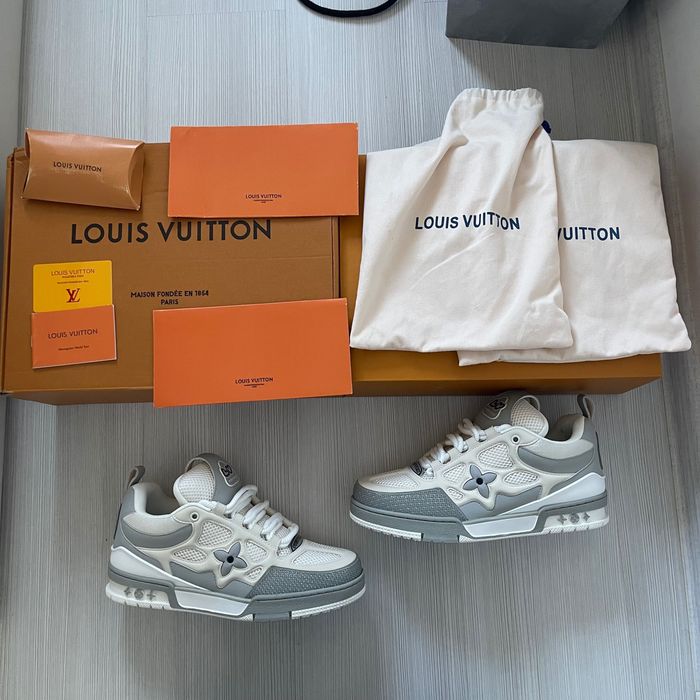 Louis Vuitton Skates Gri Mărimea 43