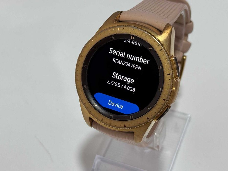 Смарт Часовник - Samsung Watch SM-R810
