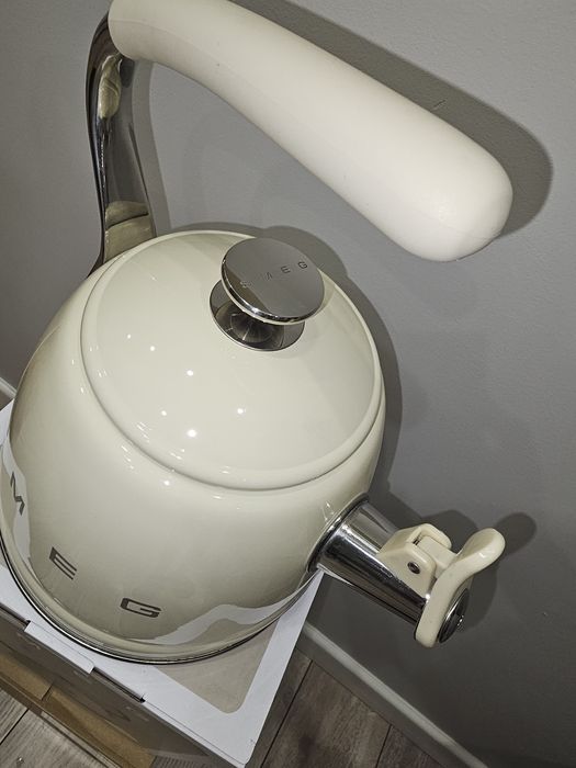 Чайник Smeg CKLW2001CR