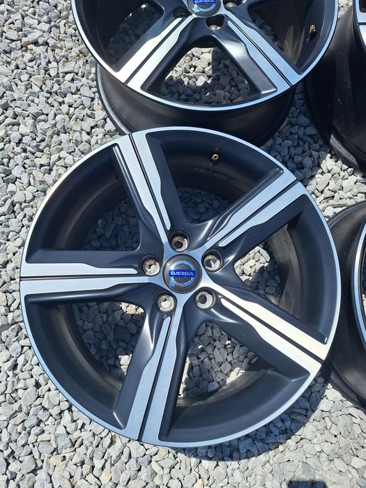 5x108.18цола 8j ET55 оригинални Volvo