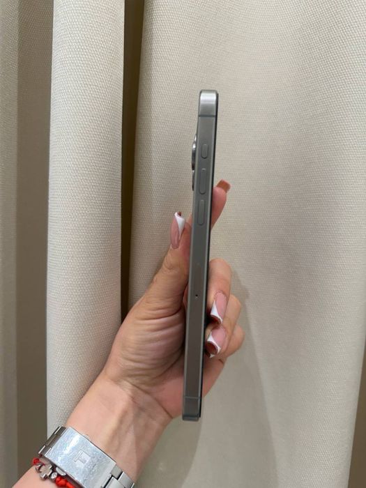 Продаётся 15 про макс 256г. 89%