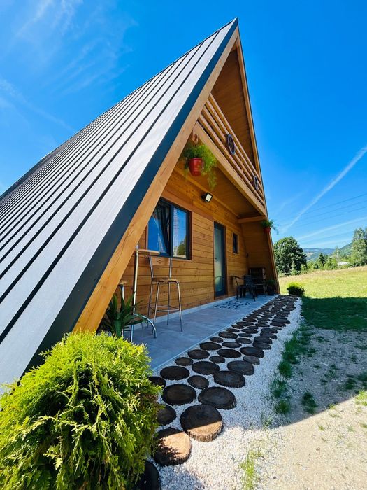 Construim case si cabane din lemn la preferința clientului