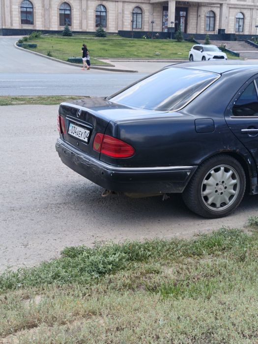 Продам Мерседес ,W210