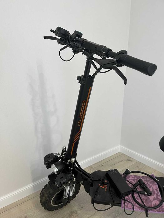 Электросамокат Kugoo M5