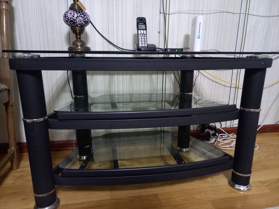 Журнальный столик