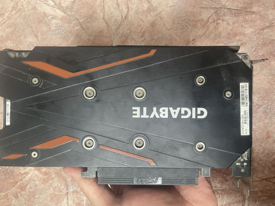 Gigabyte 1050 ti 4gb “FAN STOP”