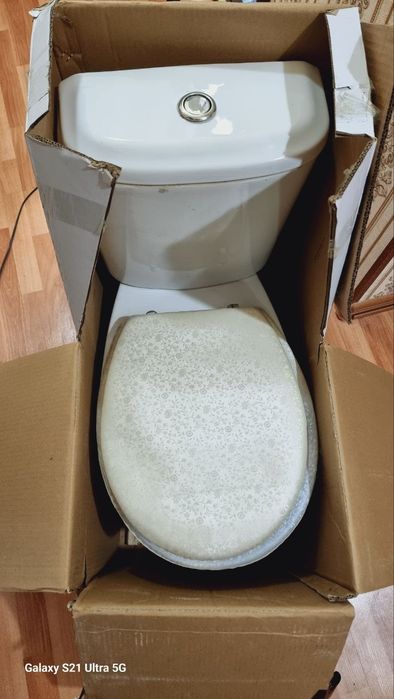 Unitaz (Унитаз) sotiladi