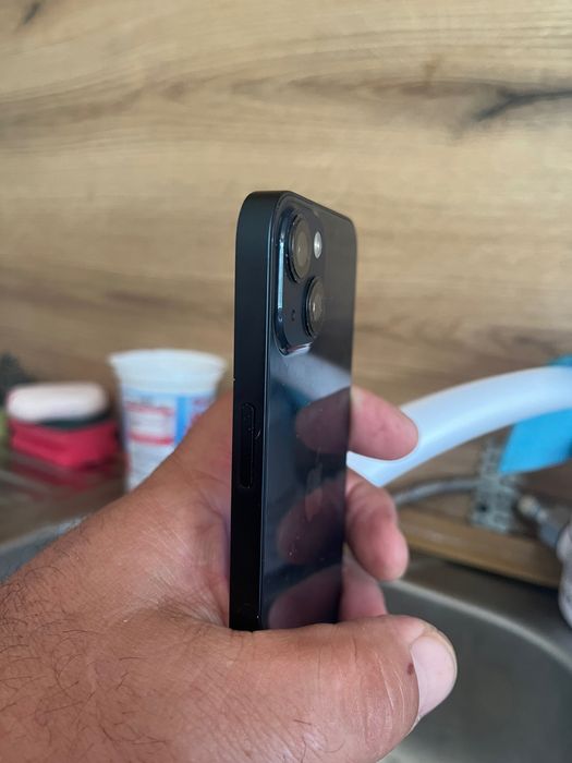 телефон Apple Iphone 13