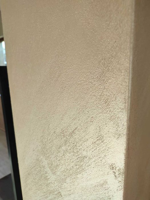 Пясъчна мазилка и боядисване