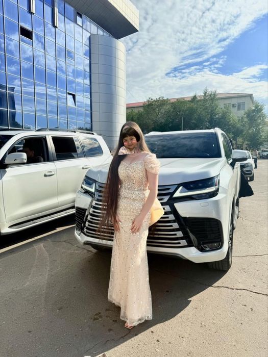 Продам раскошное вечернее платье