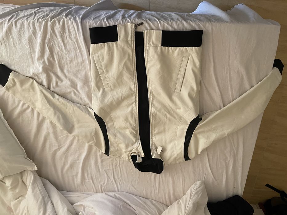 Есенна мъжка яке, бомбър на героя Райън Гослинг от фильма «Драйв»