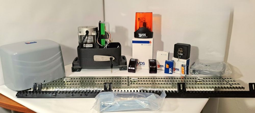 Автоматика / Мотор за плъзгащи врати 1000кг