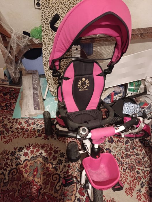 Триколка много запазена за момиче десен