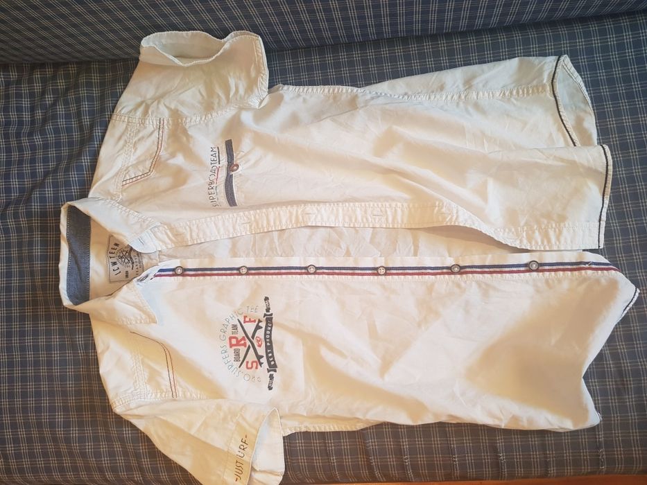 Продам рубашки на мальчика 10-12 лет