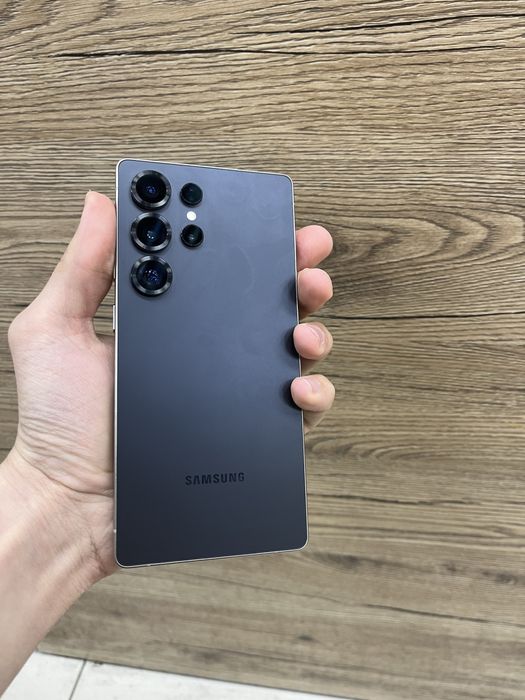 Samsung s 25 ultra 512